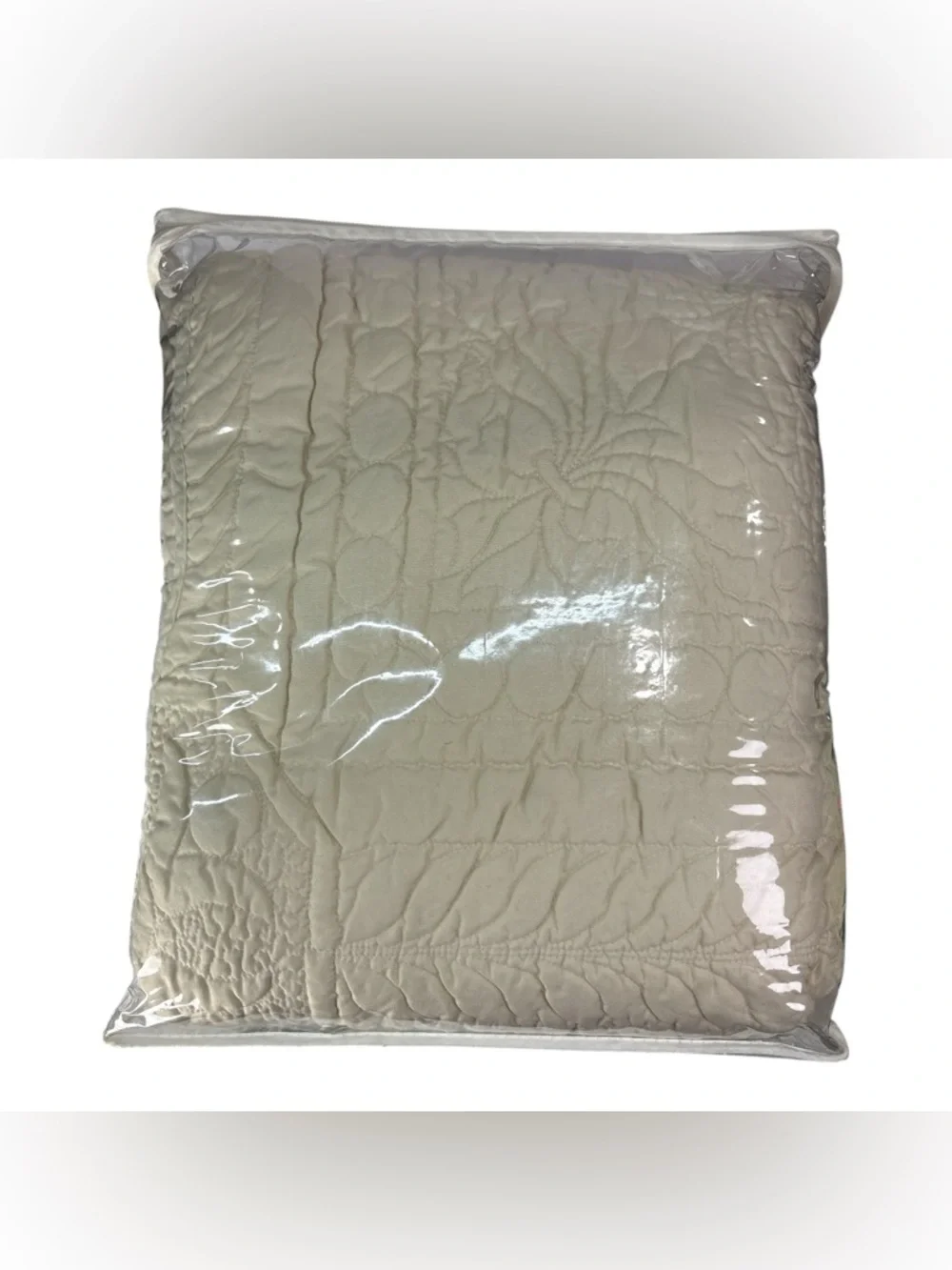 Living Quarters Kensington King Size Quilt 102x90 Birch Ivory 100% Cotton Front